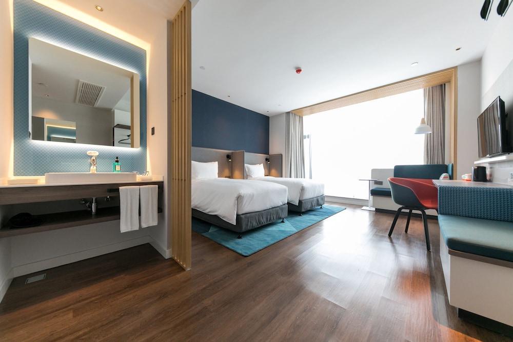 Holiday Inn Express Shanghai Tangzhen By Ihg - 20 Mins To Disney Land Exteriér fotografie